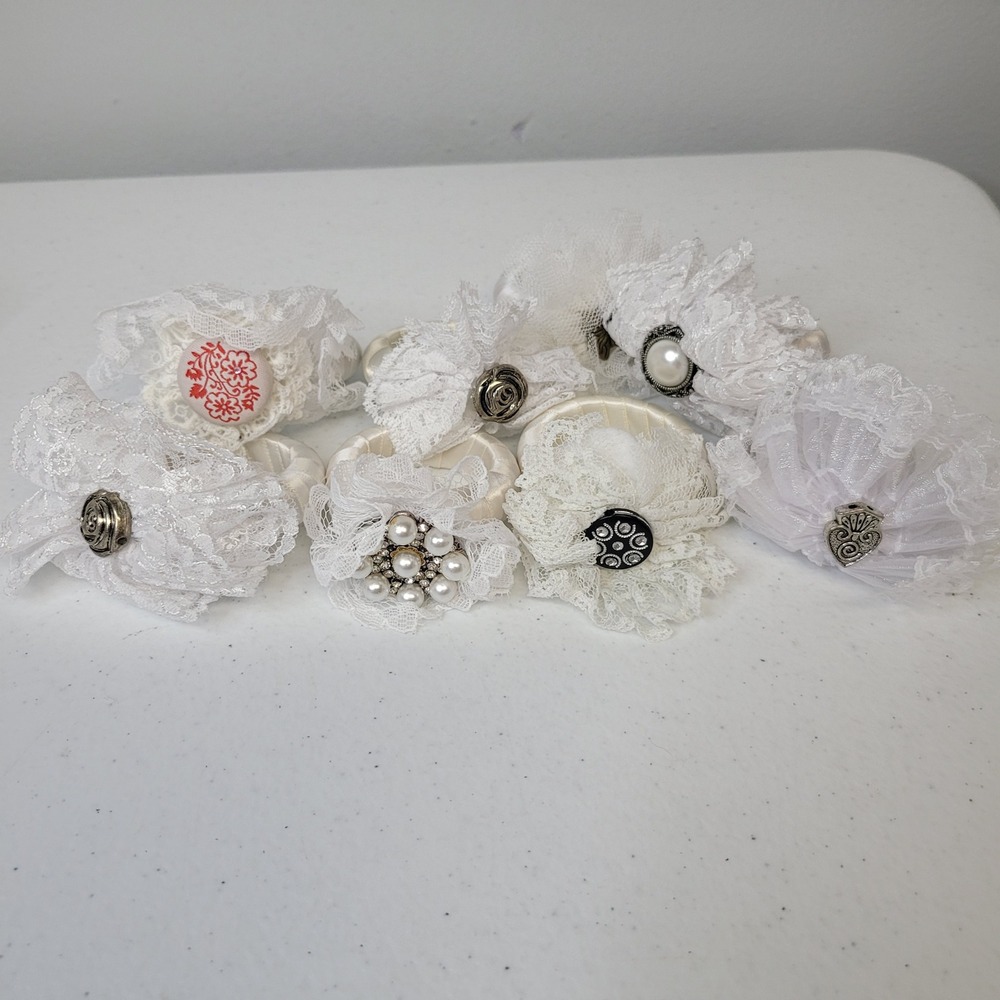 8pc Vintage White Lace Napkin Rings Shabby Chic Faux Pearl Floral Butterfly